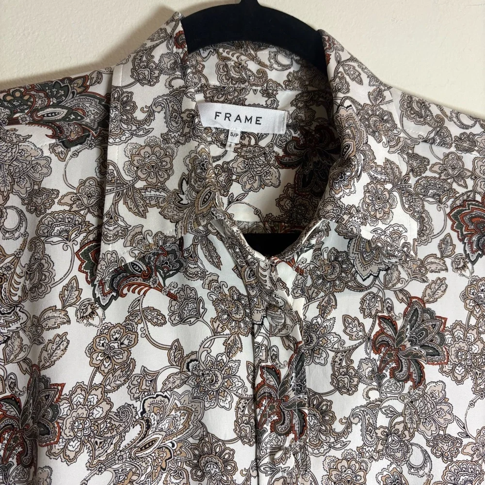 FRAME Silk 70s Ruffle Silk Top Off White Multi Paisley Size Small - Picture 5 of 8